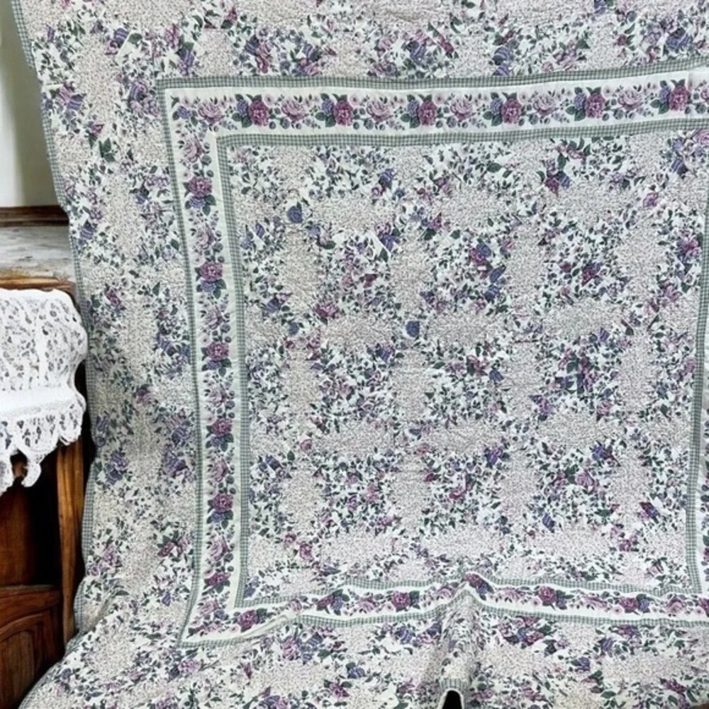 Vintage Purple & Green Floral Country Farmhouse Cottage Patchwork Quilt Full‎